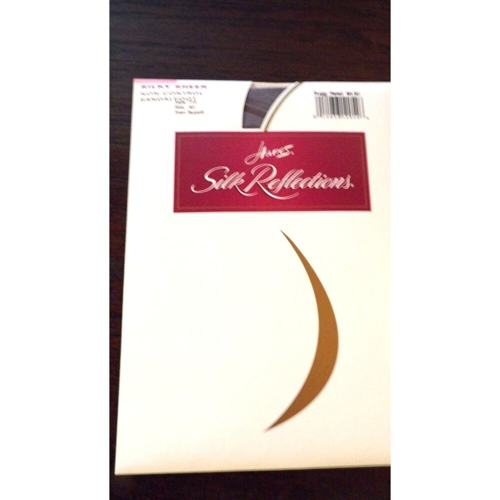 Hanes Silk Reflections Size AB Silky Sheer Town Taupe 715 NIP Sandalfoot Vintage